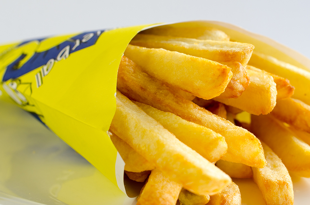 Zak friet vers bereid